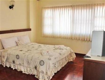 M In Korat Service Apartment Накхонратчасима Экстерьер фото