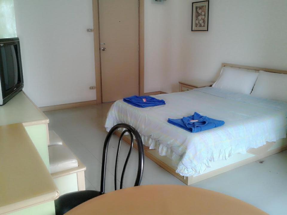 M In Korat Service Apartment Накхонратчасима Экстерьер фото