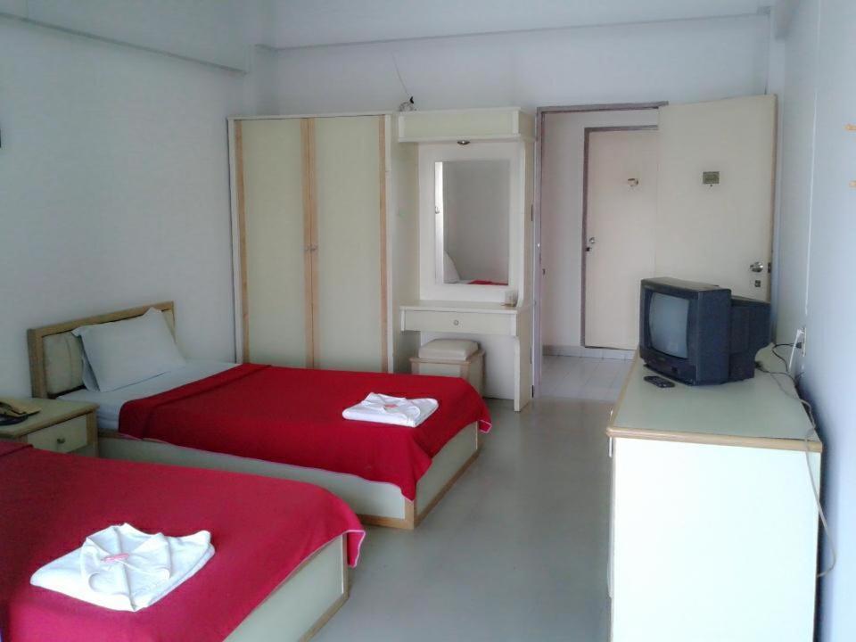 M In Korat Service Apartment Накхонратчасима Экстерьер фото