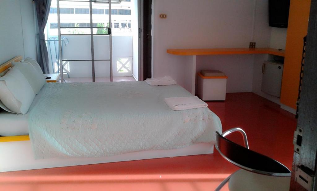 M In Korat Service Apartment Накхонратчасима Номер фото
